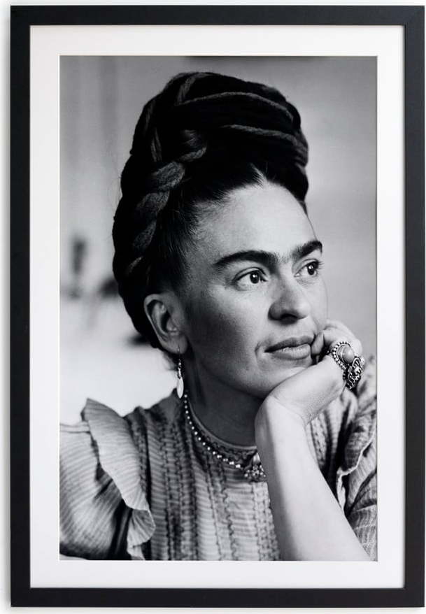 Černobílý plakát Madre Selva Kahlo