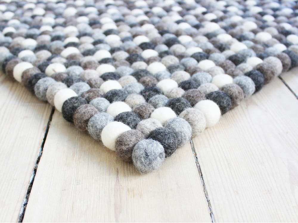 Šedo-bílý kuličkový vlněný koberec Wooldot Ball Rugs