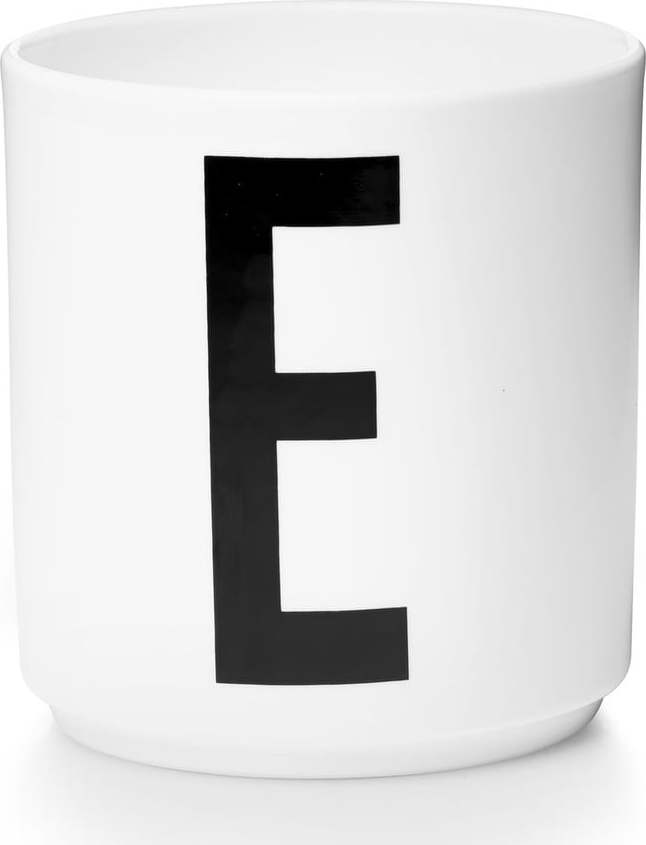 Bílý porcelánový hrnek Design Letters Personal E Design Letters