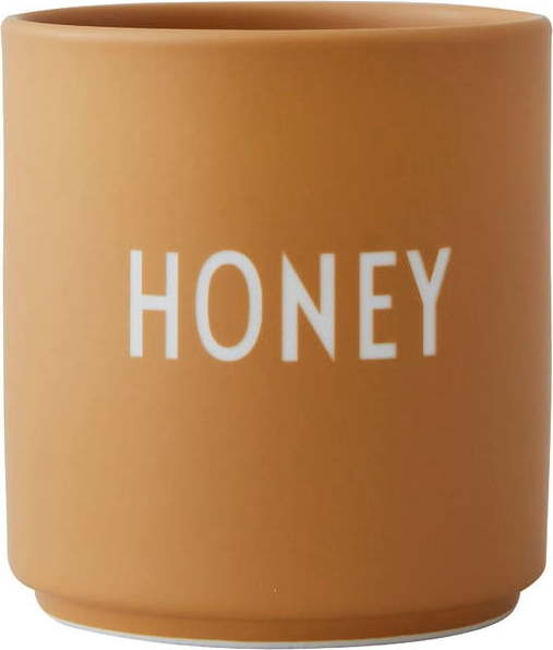 Hořčicově žlutý porcelánový hrnek Design Letters Favourite Honey Design Letters