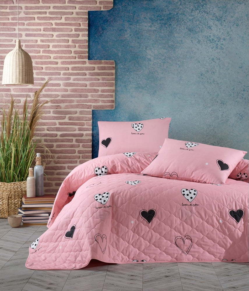 Růžový přehoz přes postel se 2 povlaky na polštář z ranforce bavlny EnLora Home Hati