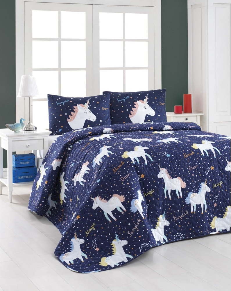 Set prošívaného přehozu a 2 povlaků na polštáře Eponj Home Magic Unicorn Dark Blue