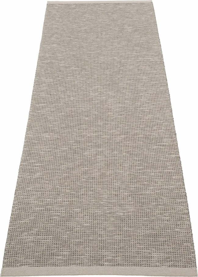 Šedý vnitřní a venkovní běhoun 70x225 cm Sam Warm Grey – Pappelina Pappelina