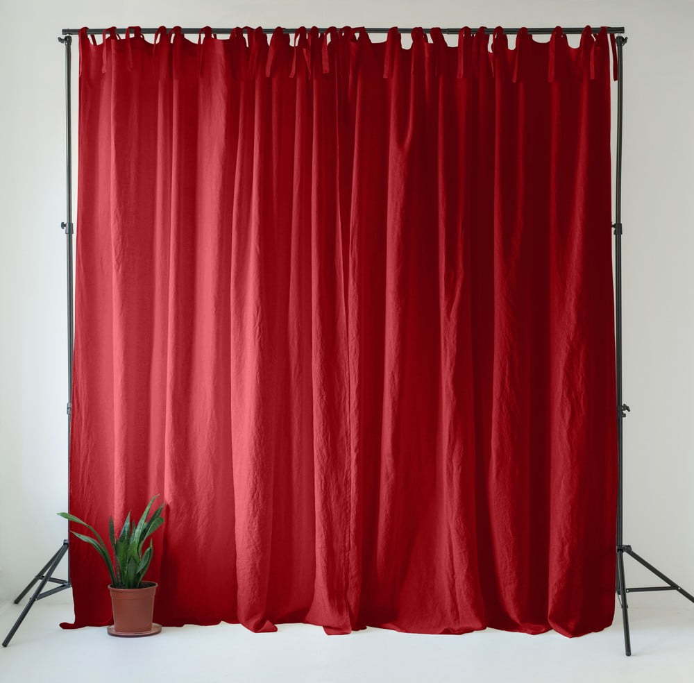 Červený lněný závěs 140x250 cm Lava Falls – Linen Tales Linen Tales