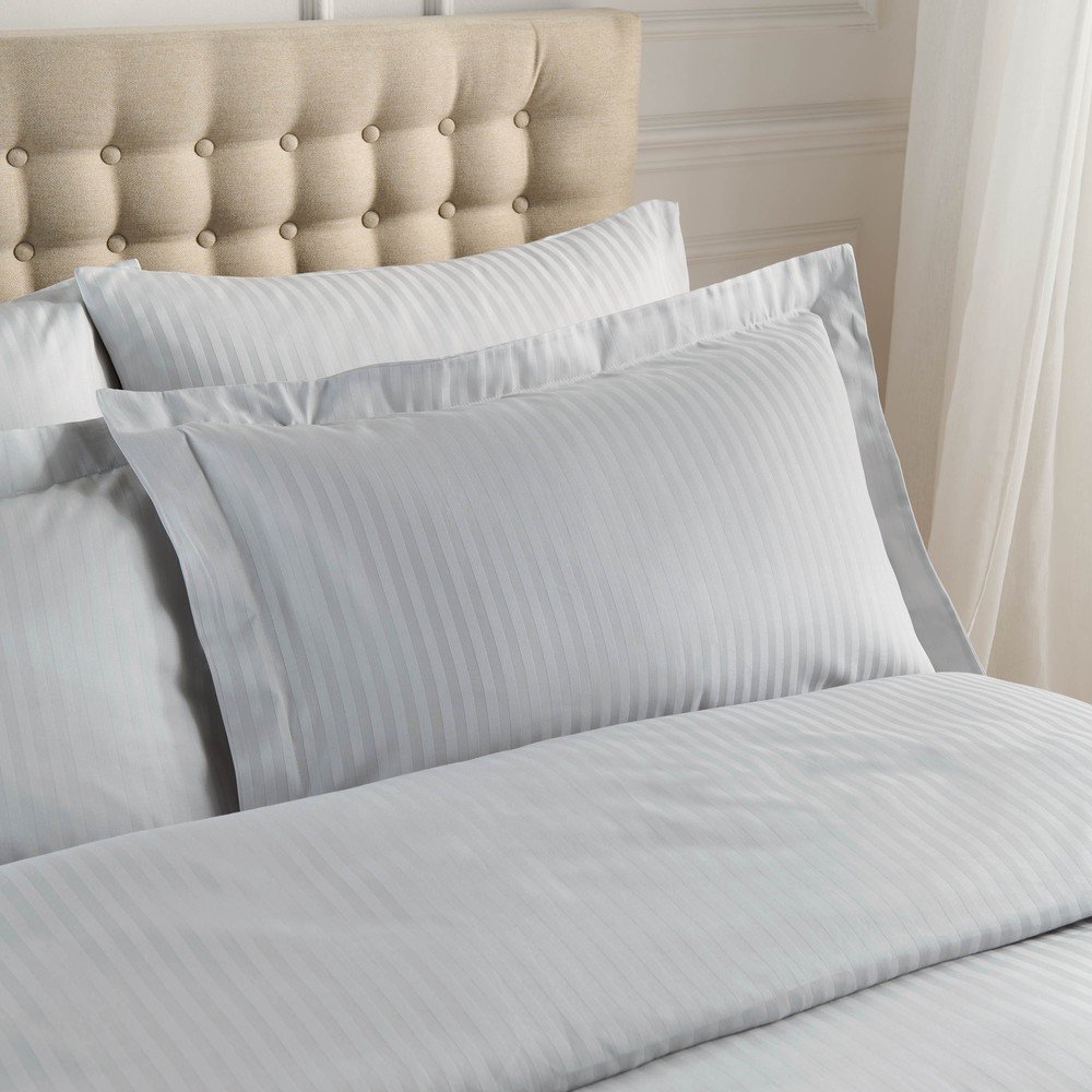 Damaškové povlaky na polštáře v sadě 2 ks 75x50 cm Satin Stripe – Catherine Lansfield Catherine Lansfield