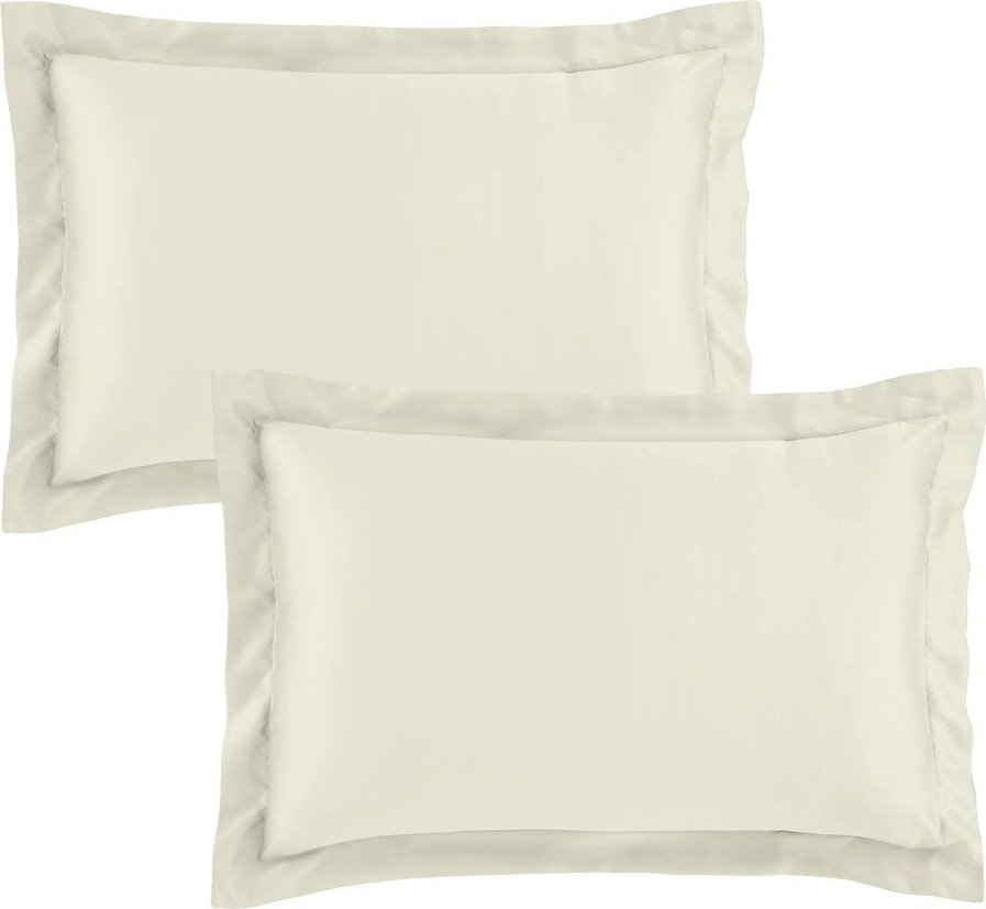 Saténové povlaky na polštáře v sadě 2 ks 75x50 cm Silky Soft – Catherine Lansfield Catherine Lansfield