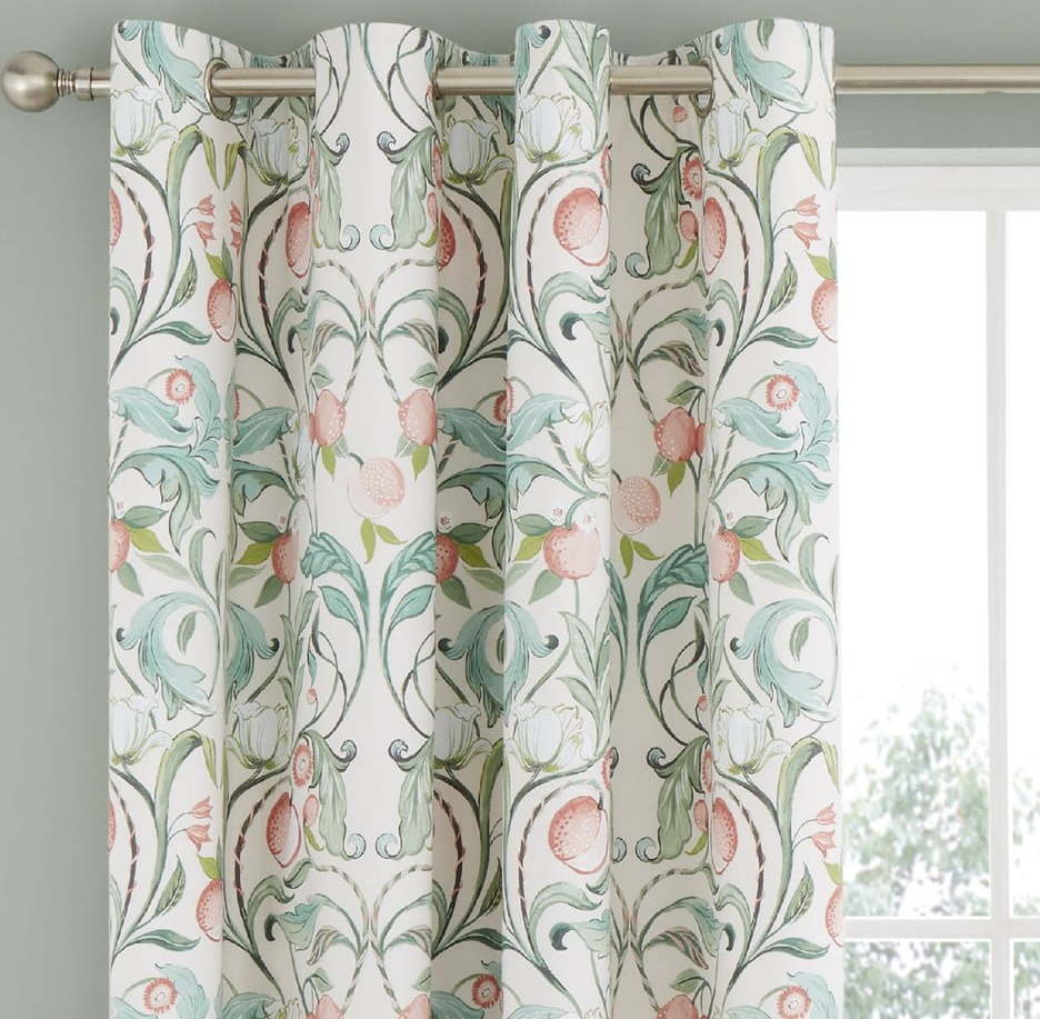 Zelené/růžové závěsy v sadě 2 ks 168x183 cm Clarence Floral – Catherine Lansfield Catherine Lansfield