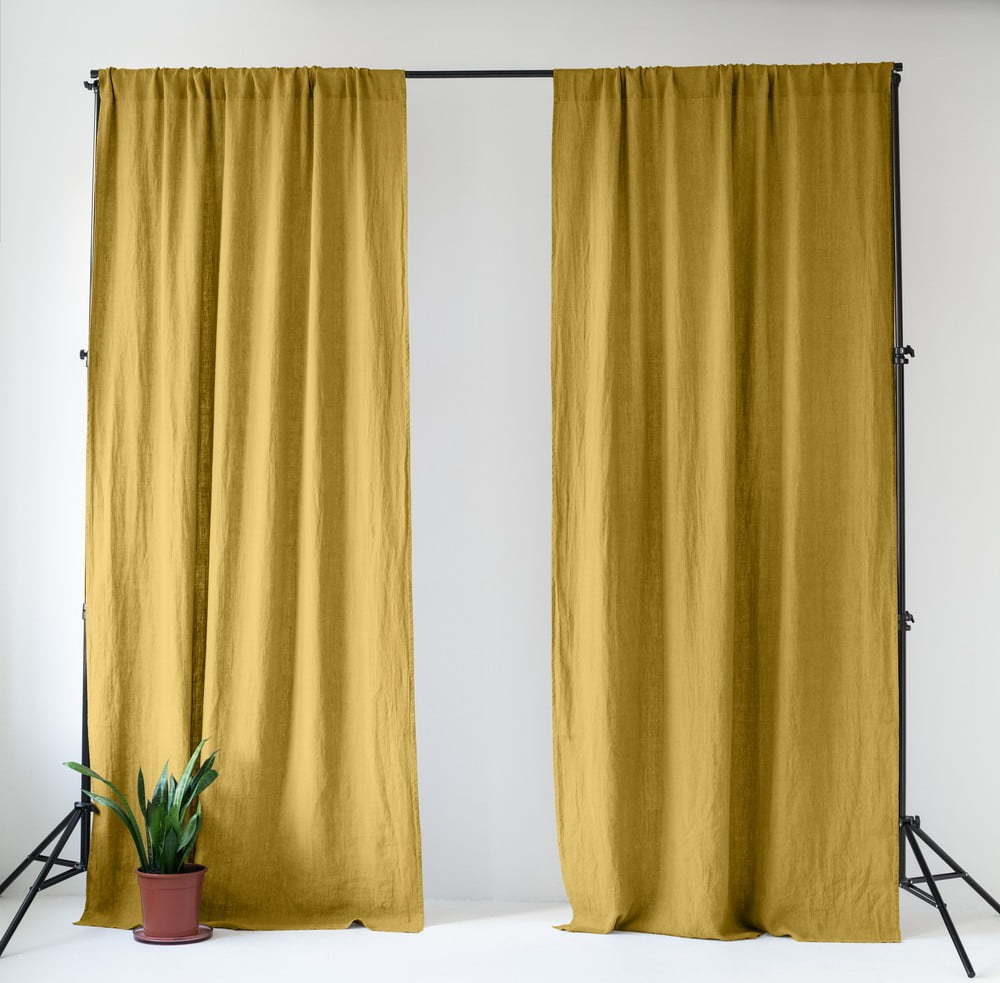 Žlutý lněný závěs 140x250 cm Lemon Curry – Linen Tales Linen Tales