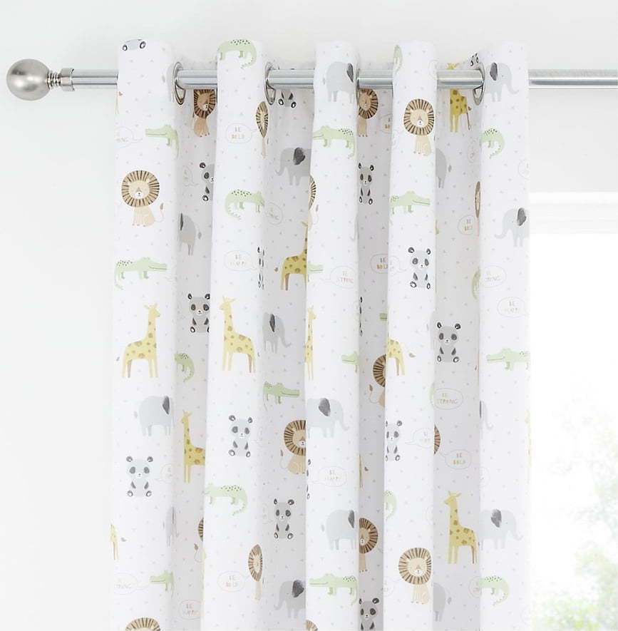 Bílý dětský závěs 2 ks 168x183 cm Roarsome Animals – Catherine Lansfield Catherine Lansfield