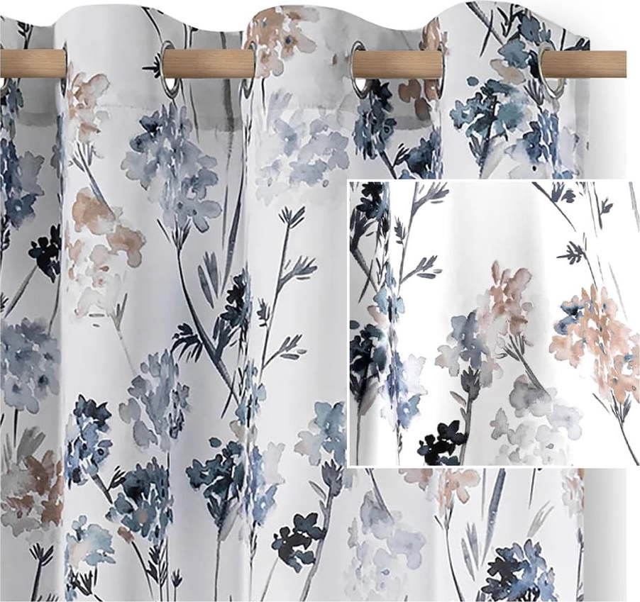 Bílý/světle modrý dimout závěs 135x250 cm Solkone – Restilo Restilo