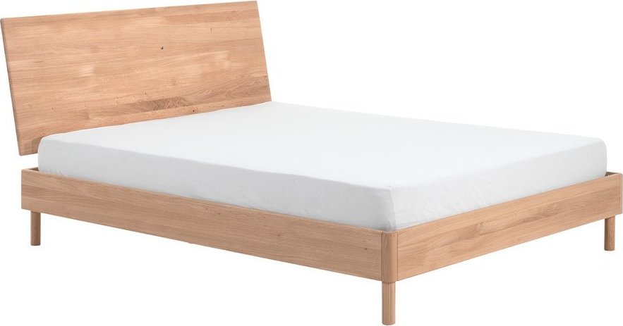 Dvoulůžková postel z dubového dřeva bez roštu 160x200 cm v přírodní barvě Forrest – Vipack Vipack