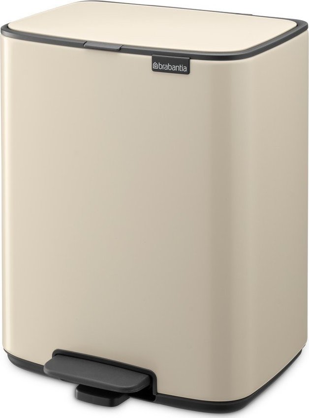 Béžový nášlapný ocelový odpadkový koš 12 l Bo – Brabantia Brabantia