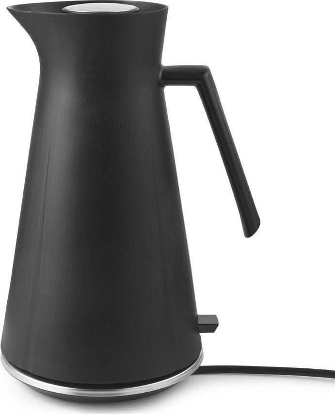 Černá rychlovarná konvice 1