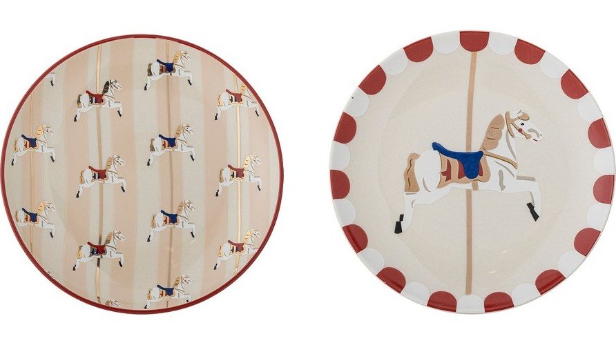Krémové dezertní talíře s vánočním motivem z kameniny v sadě 2 ks ø 16 cm Merry-go-round – Bloomingville Bloomingville